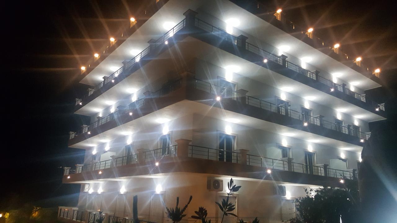 Mihalis Apartments Himare Exterior foto
