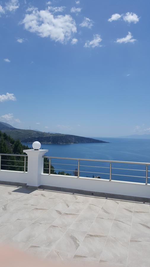 Mihalis Apartments Himare Exterior foto