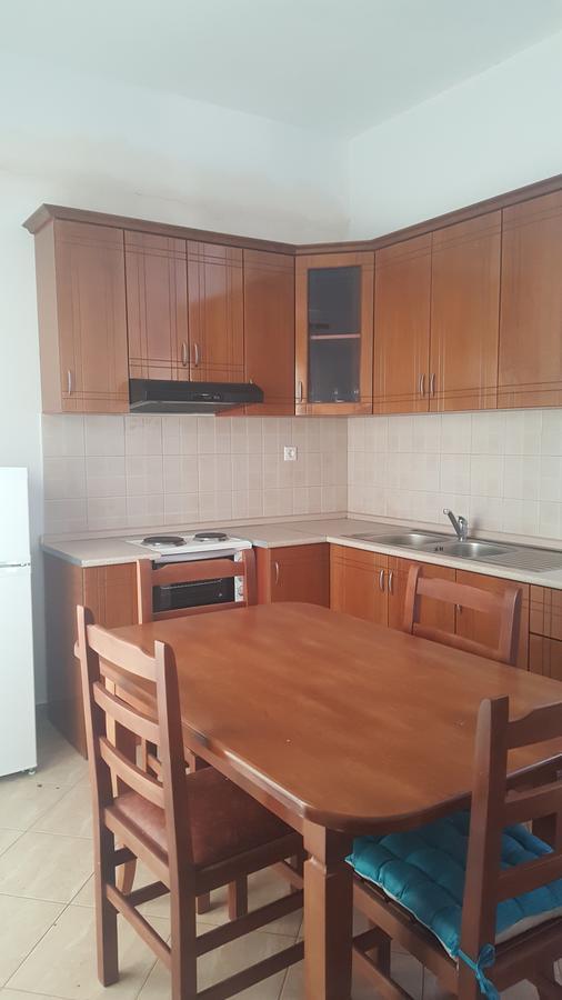 Mihalis Apartments Himare Exterior foto