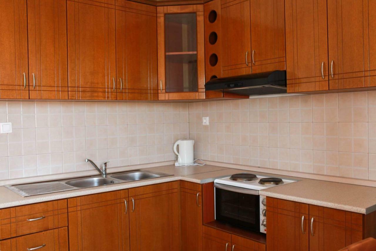 Mihalis Apartments Himare Exterior foto