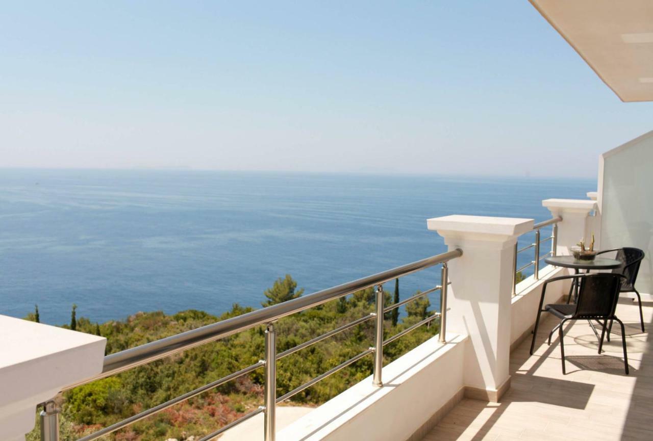 Mihalis Apartments Himare Exterior foto